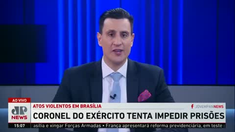 Jovem Pan News - Coronel do Exército tenta impedir prisões de manifestantes em Brasília