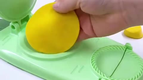 2-in-1 Dumpling maker.