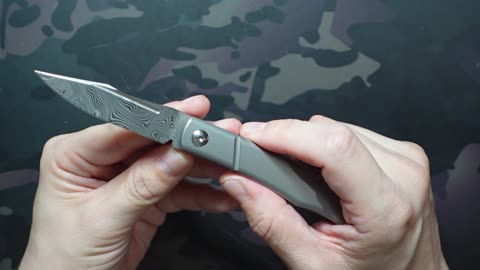 Notorious EDC Kingpin Front Flipper | Bjorkman's Twist Damasteel