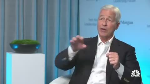 JPMorgan’s Dimon: U.S. Should Pump More Oil, Biden Admin. Got the Energy Completely Wrong