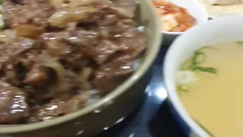 Korean-style beef ribs rice bowl