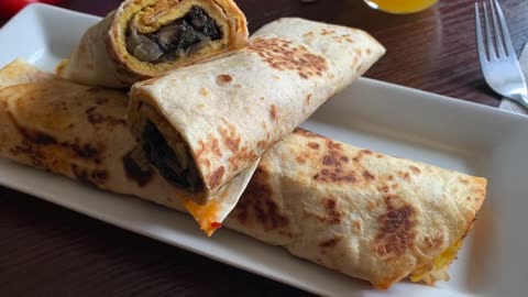 Schezwan Egg Roll Easy and quick recipes - Make your mornings hassle free! Breakfast recipe