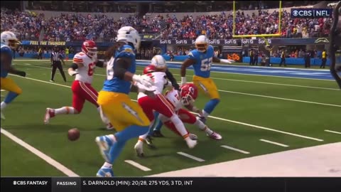 Chiefs WR Rashee Rice has suffered a knee injury on this play