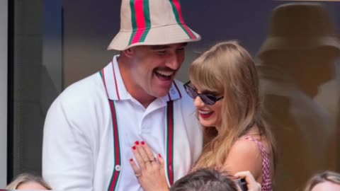 Taylor Swift & Travis Kelce Fans React to His Surprising New Friends in Latest Photo | Mystifo