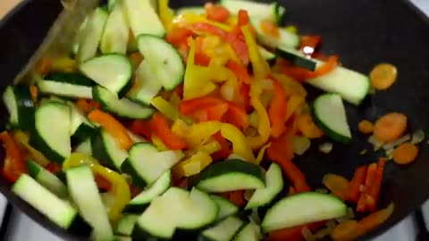 Simple and cheap recipe! Delicious vegetable meal without meat!