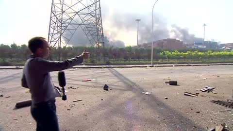 China explosions: Inside Tianjin blast zone - BBC News