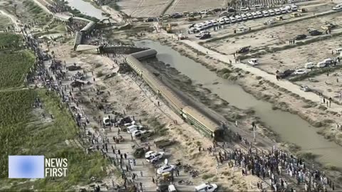 Pain-Staking Recovery Operation Underway After Train Derails In Pakistan Killing 30