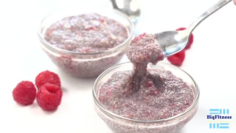 Raspberry Keto Chia Pudding: A Blissful Almond Milk Treat