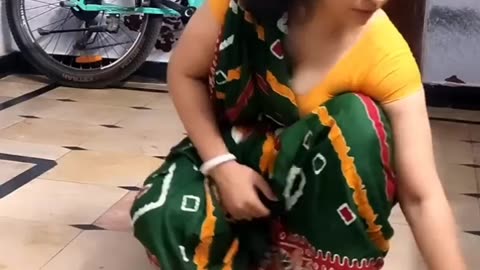 Hot Beautiful Bhabhi Cleaning House vlog 🏡 🏡