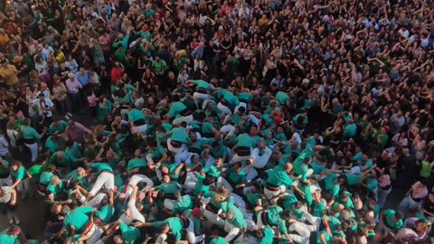 A Human Tower 9 People Tall