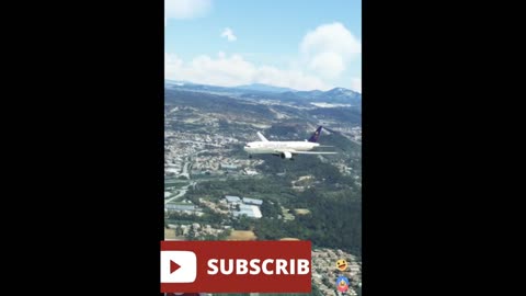 Interesting Flight Landing in Airports