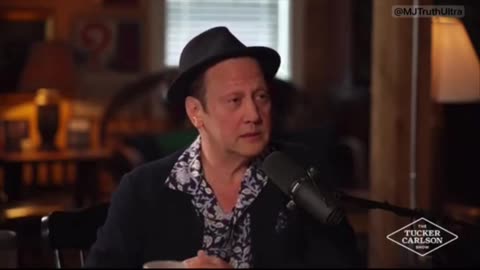 Actor Rob Schneider tells Tucker Carlson how Big Pharma tried Silencing him