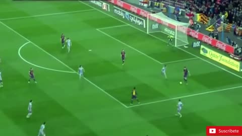 Busquets dribbling