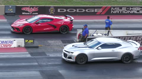 C8 Corvette vs ZL1 Camaro - drag racing