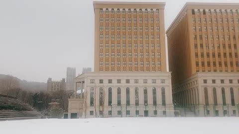 Snowy landscape (Korea, KYUNG HEE UNIVERSITY) - Be careful not to slip