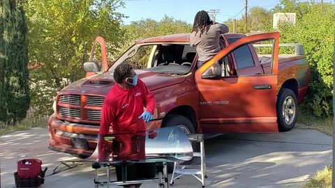 Windshield Replacement Time-Lapse Dodge Daytona Ram 1500