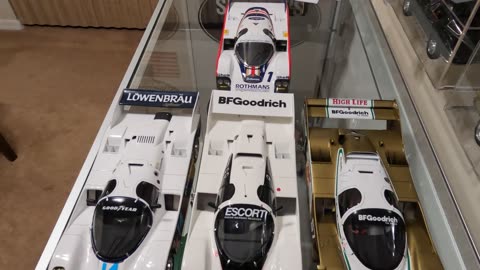 Difference in IMSA Porsche 962 engine covers