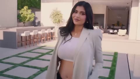 KYLIE JENNER IS BROKE: Pushing RANDOM Brands, STEALING Products, and DESPERATELY Selling Her Mansion