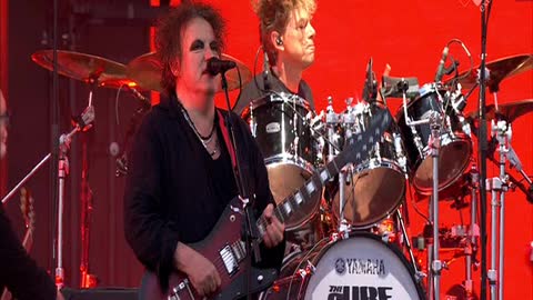 The Cure 2019-06-09 Pinkpop Festival, Megaland, Landgraaf, The Netherlands - Pro Shot