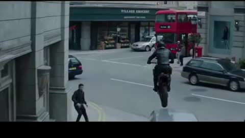 HOBBS VS SHAW BIKE CHASE _ Bike rider