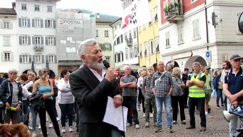 TRENTO - 14 maggio 2022 - UniAMOci Trentino MANIFESTA - Intervento del Dott. SERGIO SALVELLI