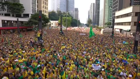 NA MANIFESTAÇÃO NA PAULISTA O SILAS MALAFAIA SOLTA O VERBO!