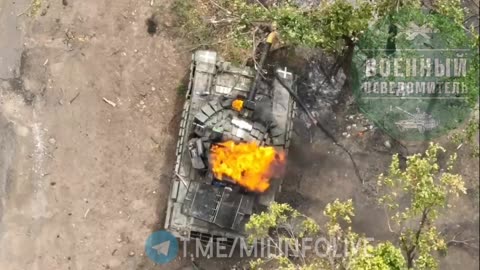 Russians Destroyed a Ukrainian T-72B3 Tank in Chasov Yar