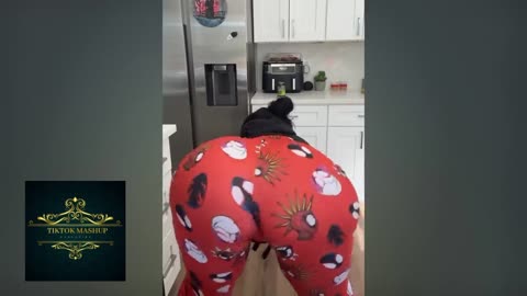 😈😍BIG BOOTY BADDIES - TWERKING COMPILATION PT 10😈🍑