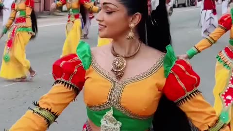 perahera dance in sri lanka