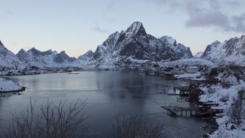 Norway_ Chasing the Lights - 4K Timelapse