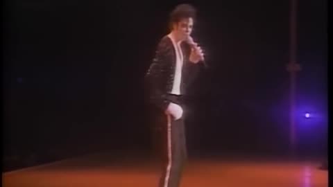 Michael Jackson - Billie Jean - Live in Munich 1992 _60 FPS_ ( 720 X 720 60fps )