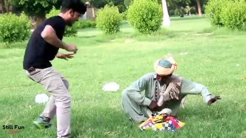 REAL SNAKE PRANK EPIC SNAKE PRANK IN PAKISTAN FUNNY REACTIONS Still Fun Prank