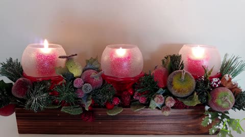 Easy & Beautiful Christmas Centrepiece