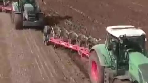 Five Fendt Tractors Ploughing ##❗❗