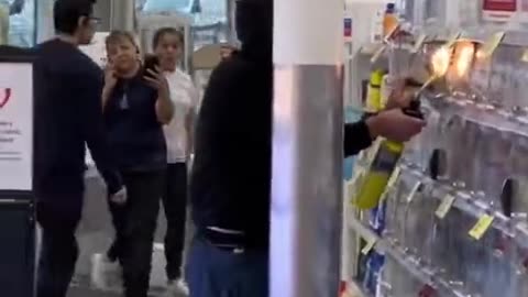 Shoplifter uses a blow torch to burn through lockers and steal products🔥🔥🔥