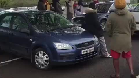 📍Mosney, County Meath African 'asylum seekers' stage a protest where they