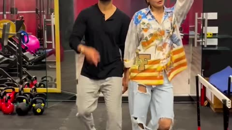 Virat Kohli & Anushka Sharma Dance Video on Punjabi Song 🎁Latest Video