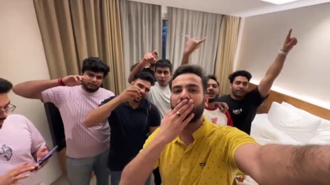 Elvish Yadav Enjoying With Close Friends After Win Bigg Boss OTT Trophy ♥ @ElvishYadavVlogs ! BBOTT