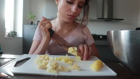 Quadriplegic Cooking with Sandra - romanian food