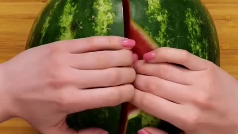 How to open watermelon