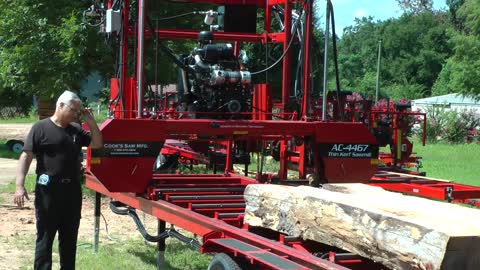 Cooks AC4467 Portable Hyrdraulic Super Wide Sawmill