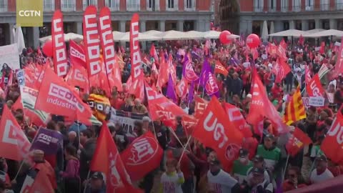 Thousands rally in Spain to demand pay hikes amid high inflation