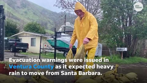 Flash floods hit SoCal, stranding cars and prompting evacuations USA TODAY