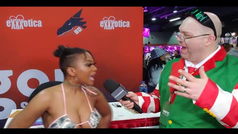 Avery Janes with Jiggy Jaguar Exxxotica Expo 2022 Chitown Il