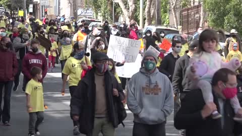 California Parents and Students March for Reopening Schools