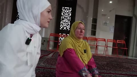 Muslim Sister Alana Dunsmore and her Mom