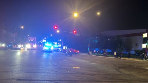 DOING DONUTS AROUND POLICE AT CHICAGO SIDESHOW