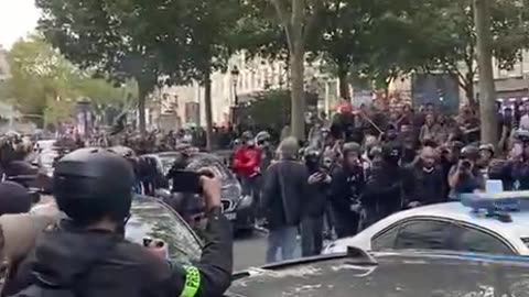 Situazione tesa a margine della manifestazione contro la violenza della polizia