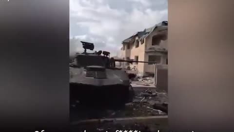 Ukrainian Artillerymen have destroyed 4 Russian tanks.