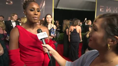 Racist Hollywood actress Issa Rae only roots for black actors.